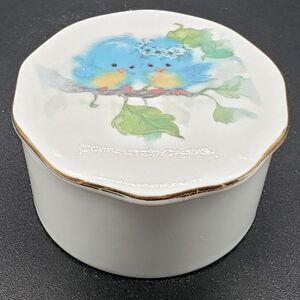 Designers Collection Vintage Blue Bird  Scalloped Lid Gold Gilt Trinket Box